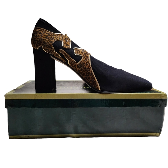 Coup d' etat Shoes - Coup d' etat Vintage Leather Black Suede Pumps w/Jeweled Eyed Leopards Size 8.5